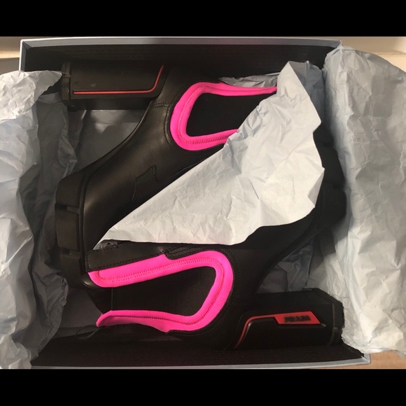 Fluorescent Leather Ankle Boots - Picture 7 of 8